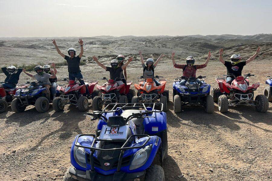 Quad- en liveshow en diner in Agafay-woestijntochten