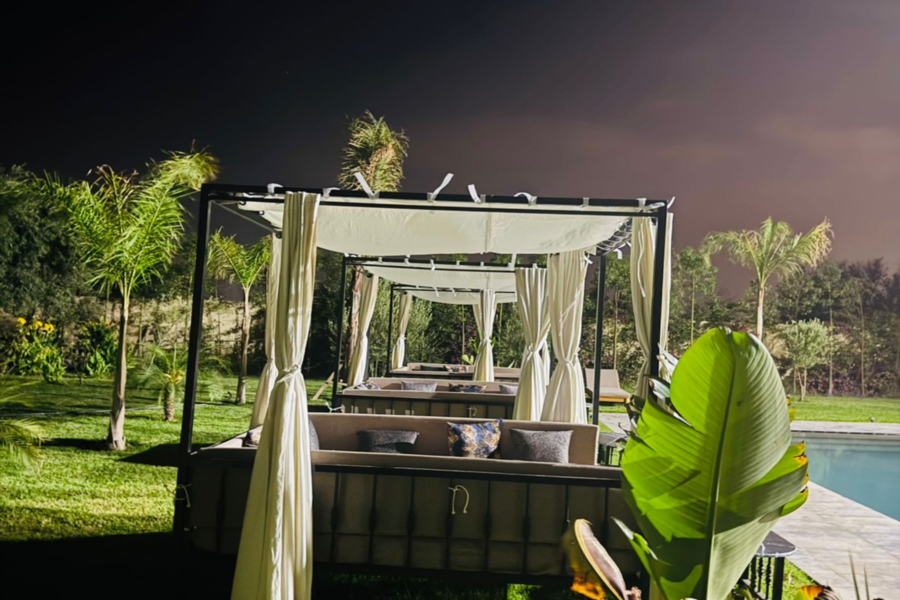 Marrakech Dagpas Zwembad Inclusief Lunch en Shuttle - ontspan