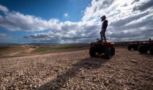 Quad in Agafay Rocky Desert vanuit Marrakech