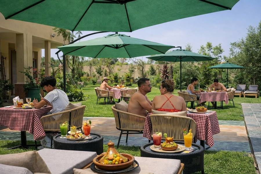 Ballonvaart bij zonsopgang, dagpas voor het zwembad & lunch in Marrakech